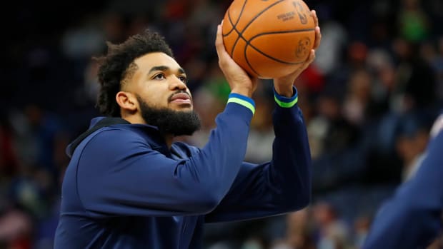 5d2c4456-127a-4338-b31c-10c245e466ab-USP_NBA__Memphis_Grizzlies_at_Minnesota_Timberwolv